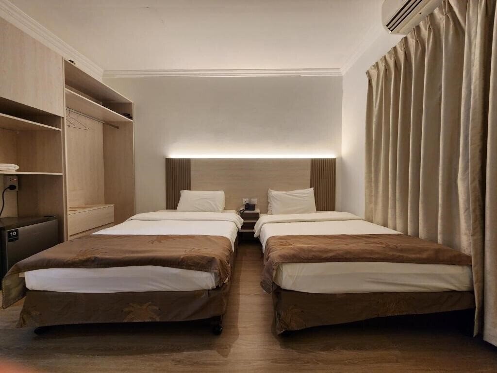 Изображение Sharjah Airport Transit Hotel 1*