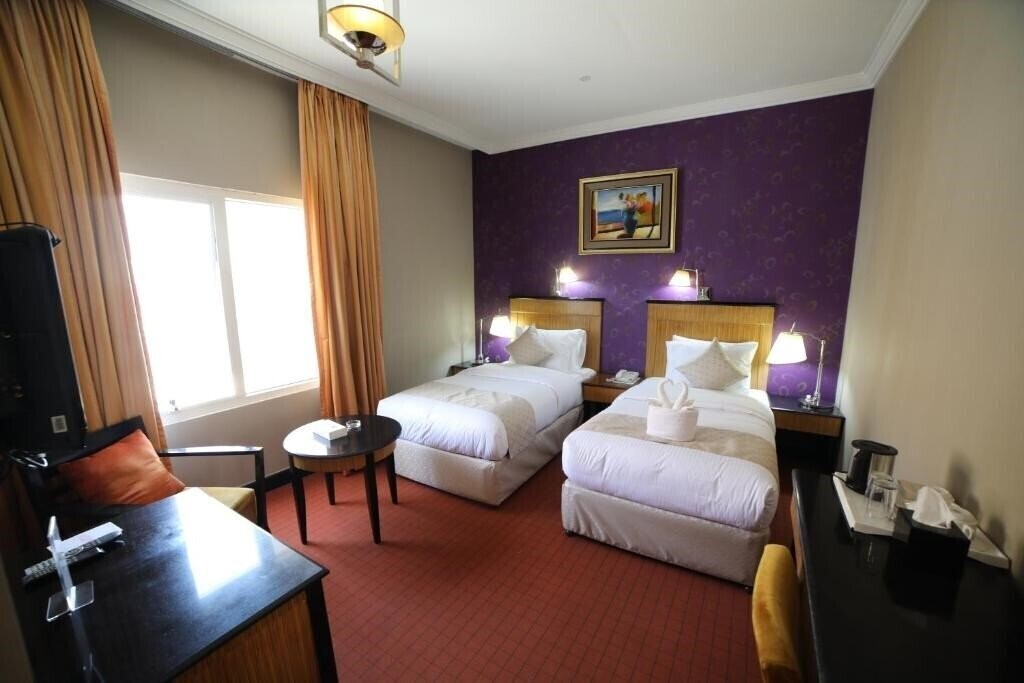 Картинка Creek Gate Hotel 2*