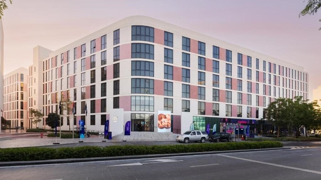 Отель Nest Hotel Sharjah 3*