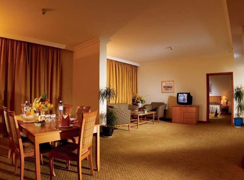 Картинка Swiss-Bellhotel Sharjah (ex. Sharjah Rotana) 4*