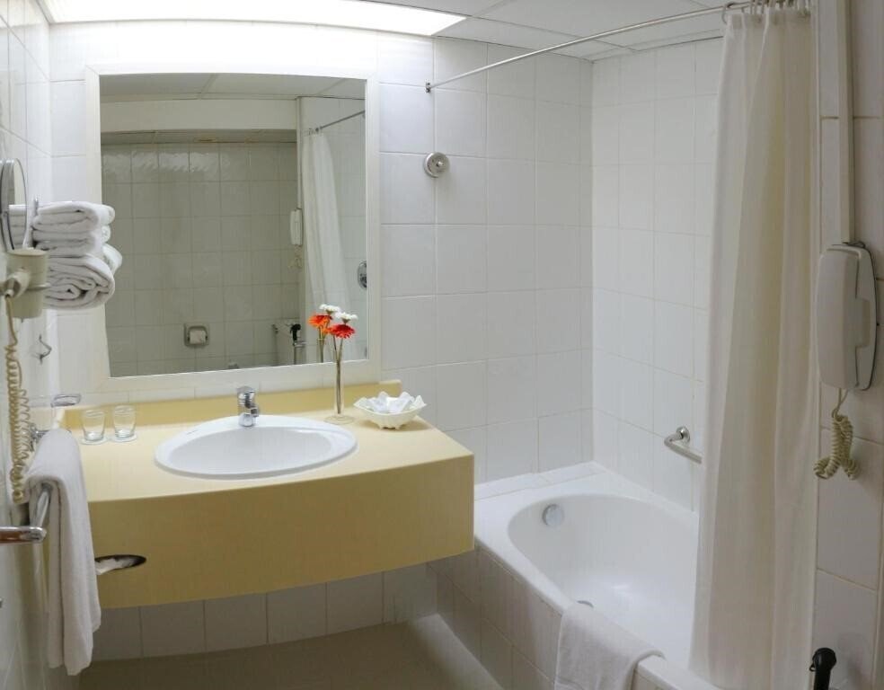 Фотографія Lou-Lou Beach Resort 3*