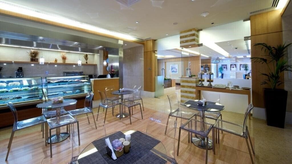 Фото Time Ruby Hotel Apartments 3*