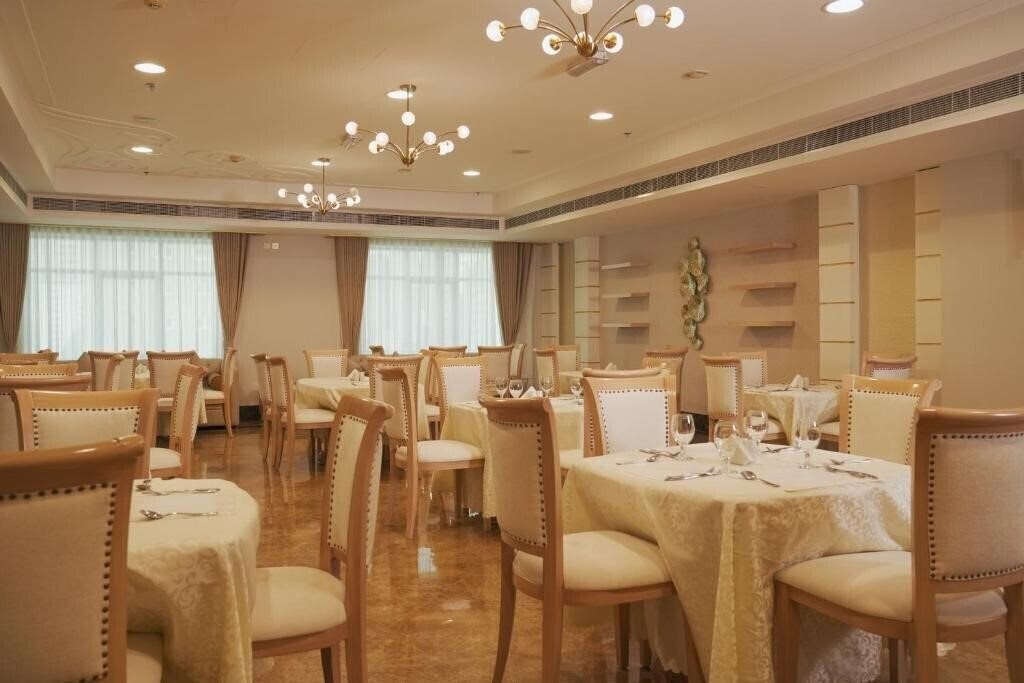 Зображення Royal Grand Suite Hotel 4*