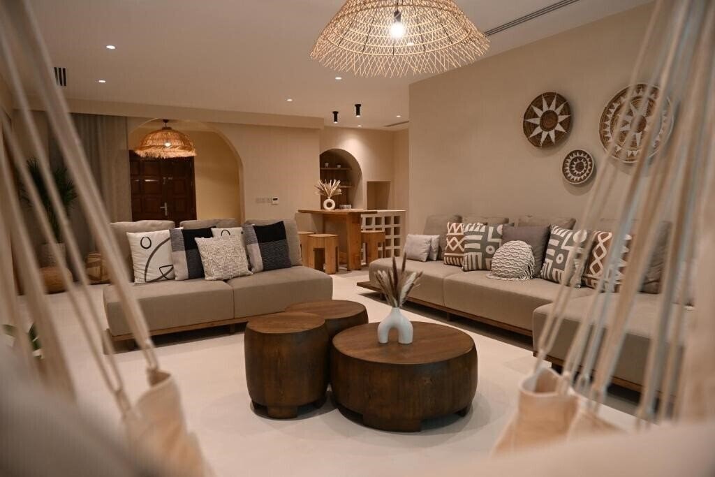 Готель Umm Al Quwain Beach Hotel 4*