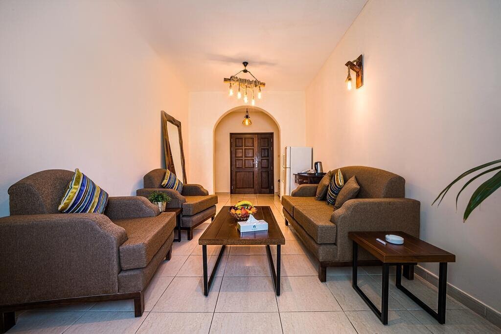 Картинка Umm Al Quwain Beach Hotel 4*