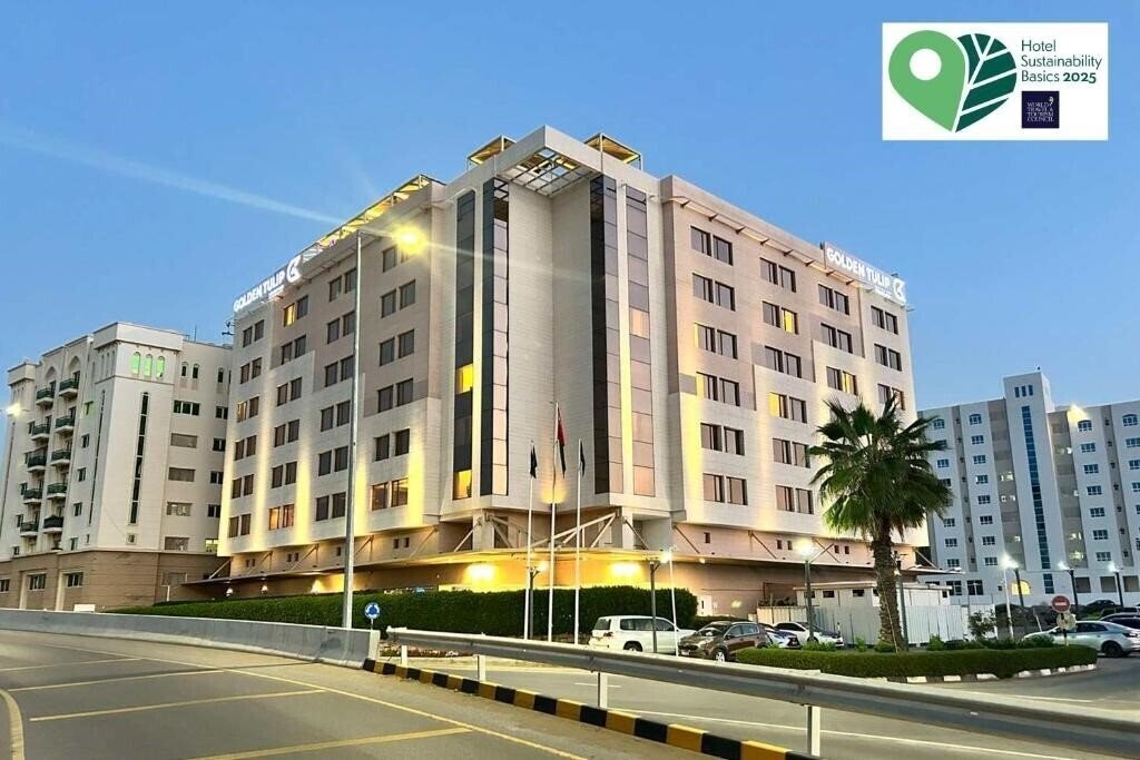 Отель Park Inn Muscat 4*