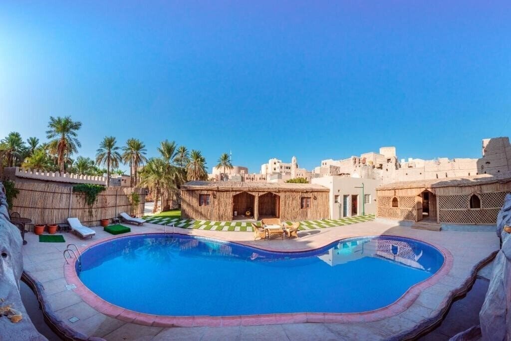 Фотографія Antique Inn 3*