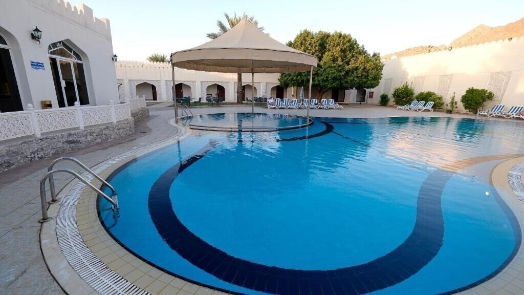 Фото Falaj Daris Hotel 4*