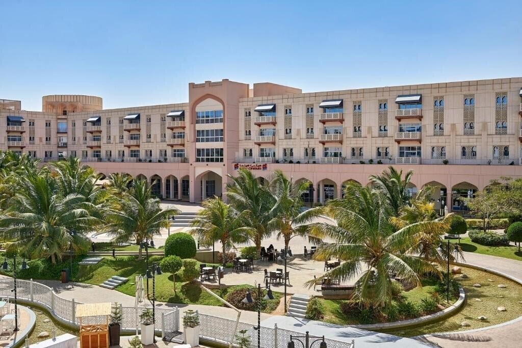 Готель Salalah Gardens Hotel 4*