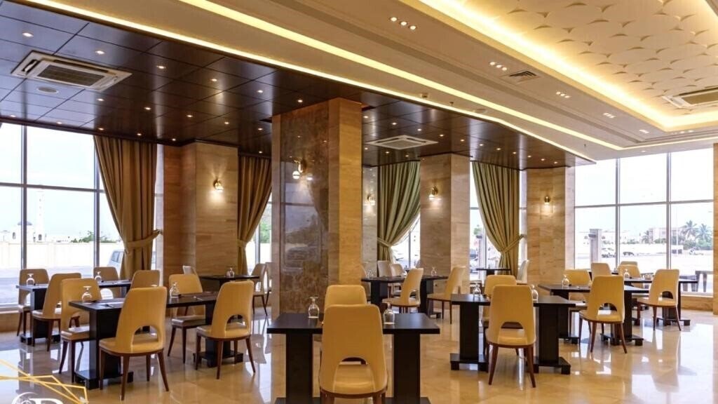 Зображення Bristol Hotel 3*