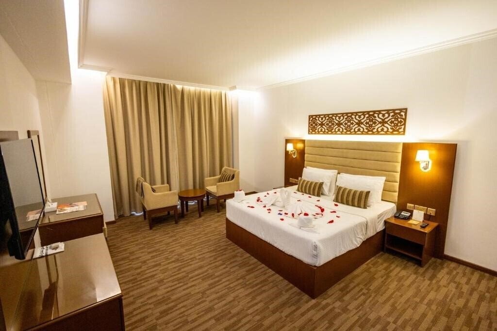 Фотографія Hamdan Plaza Hotel 3*