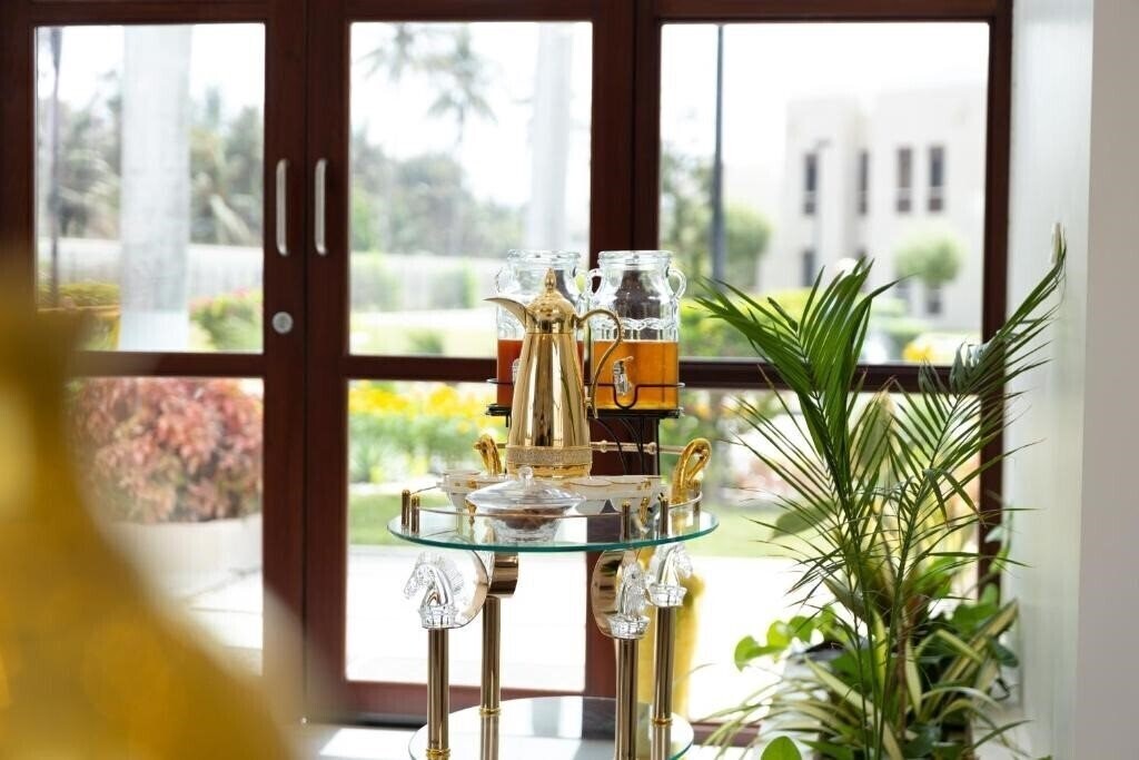 Фото Al Shatti Villas 3*