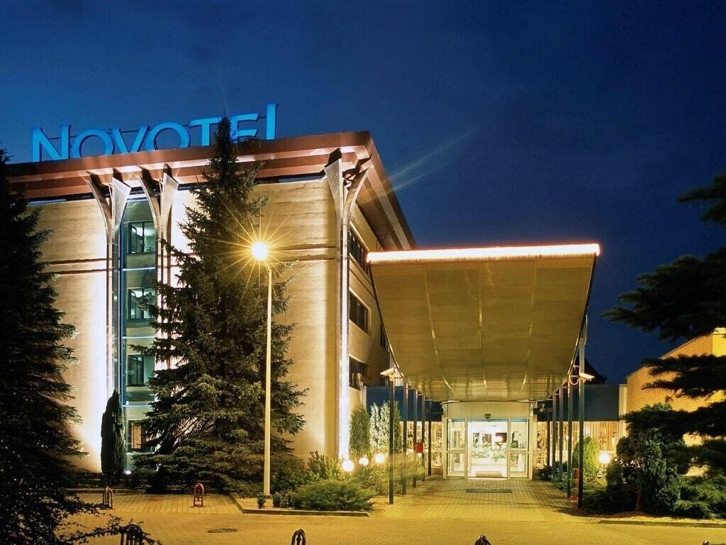 Готель Novotel Centrum 3*