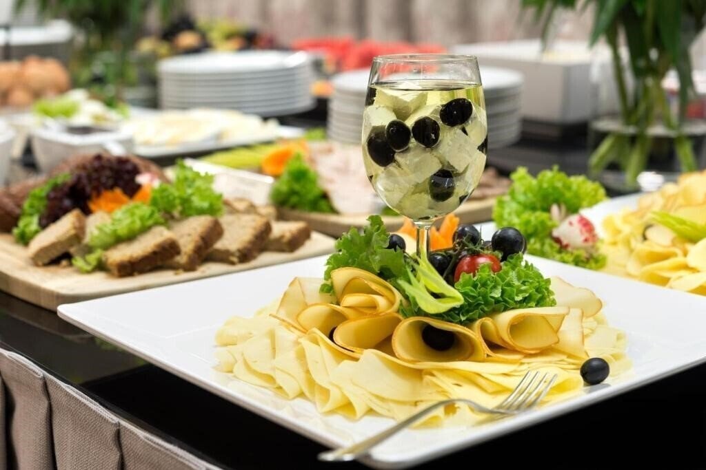 Картинка Golden Tulip Krakow City Center 4*