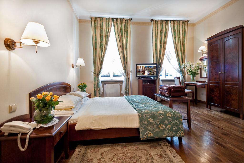 Отель Karmel 3*