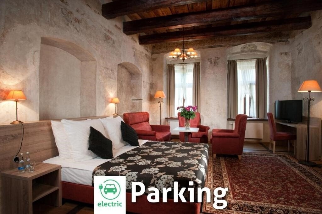 Отель Santi Hotel 4*