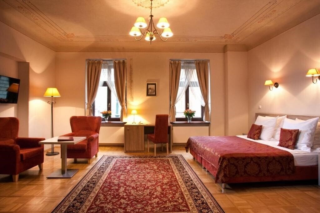 Картинка Santi Hotel 4*