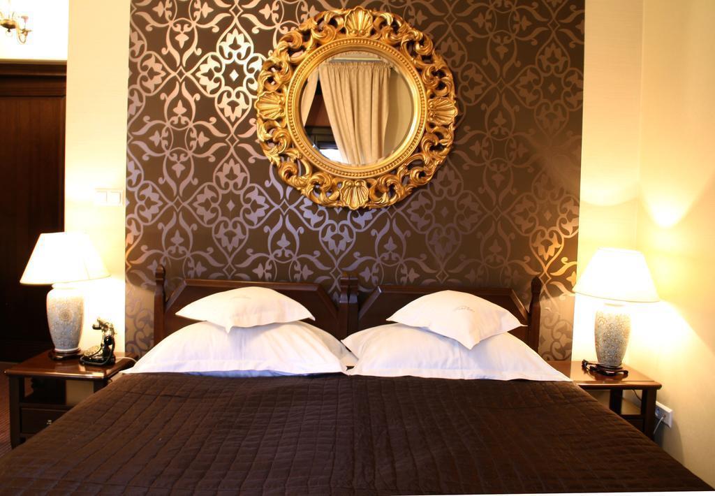 Фотографія Ester 4*