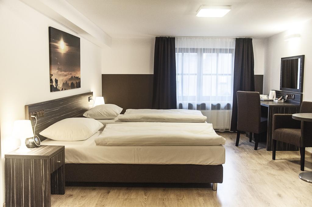 Готель Pergamin Apartments 3*