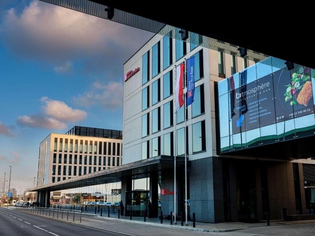 Отель Hilton Garden Inn Krakow Airport 4*