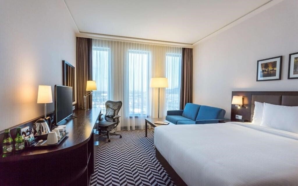 Фото Hilton Garden Inn Krakow Airport 4*