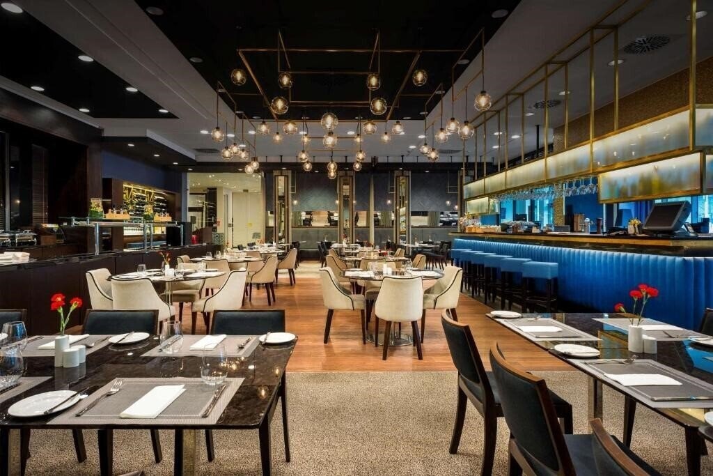 Изображение Hilton Garden Inn Krakow Airport 4*