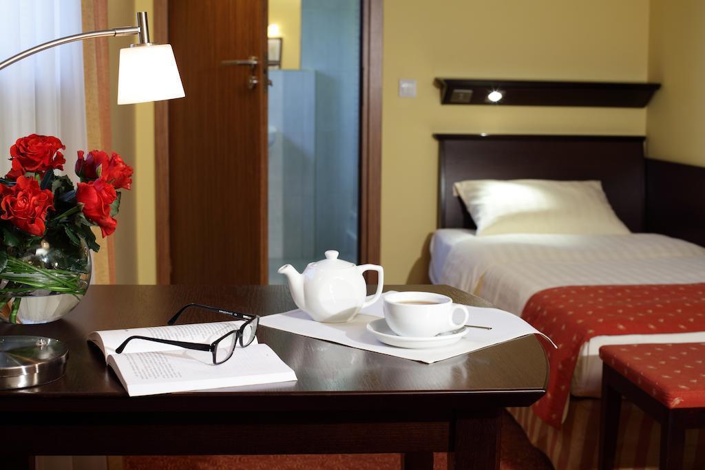 Готель Ascot 3*