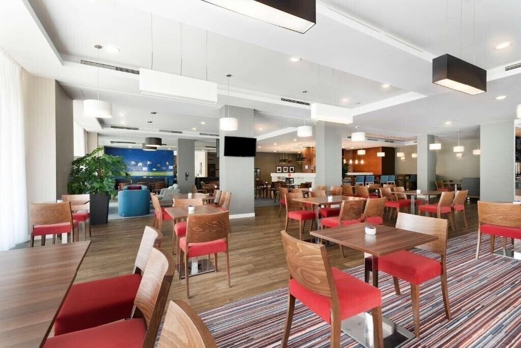 Зображення Hampton By Hilton 4*