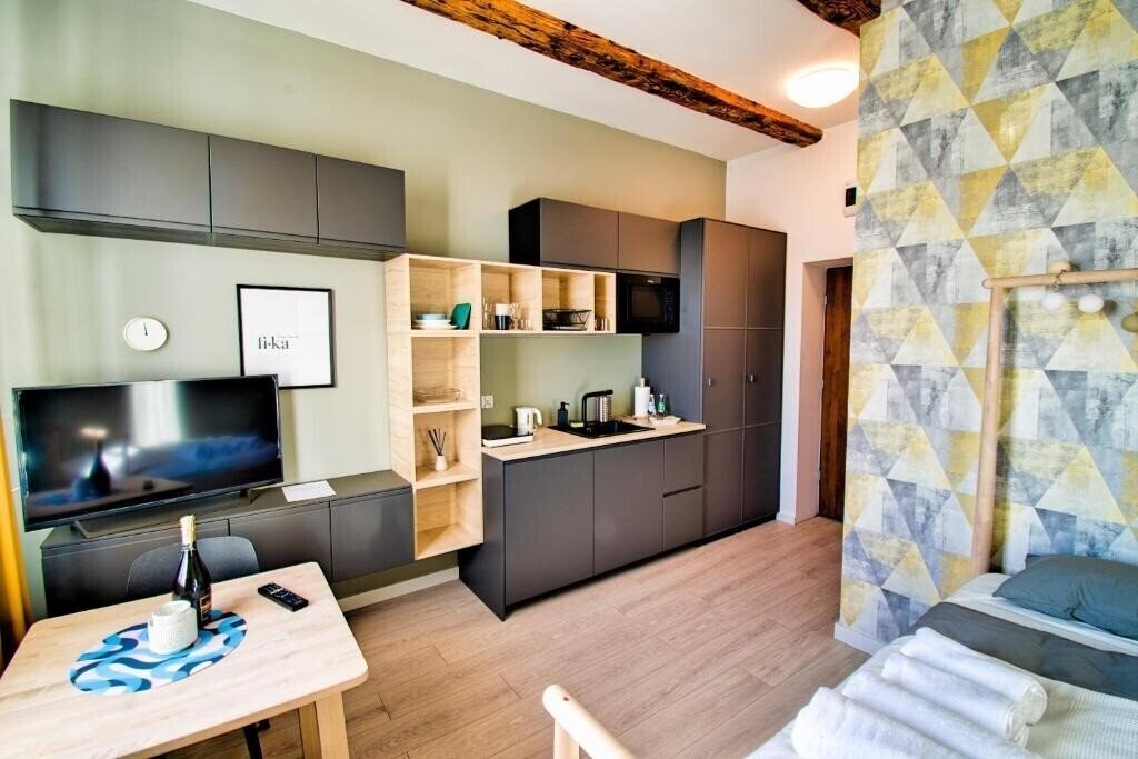 Готель Apartament City Life апартаменты