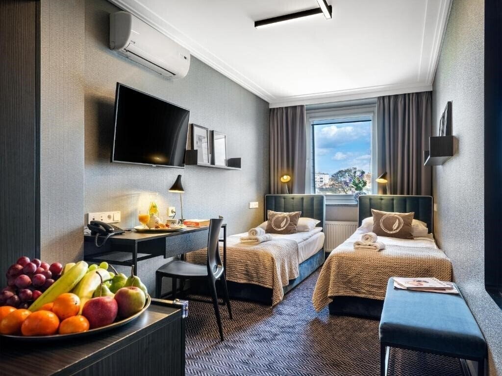 Фото Logos Hotel Krakow 3*