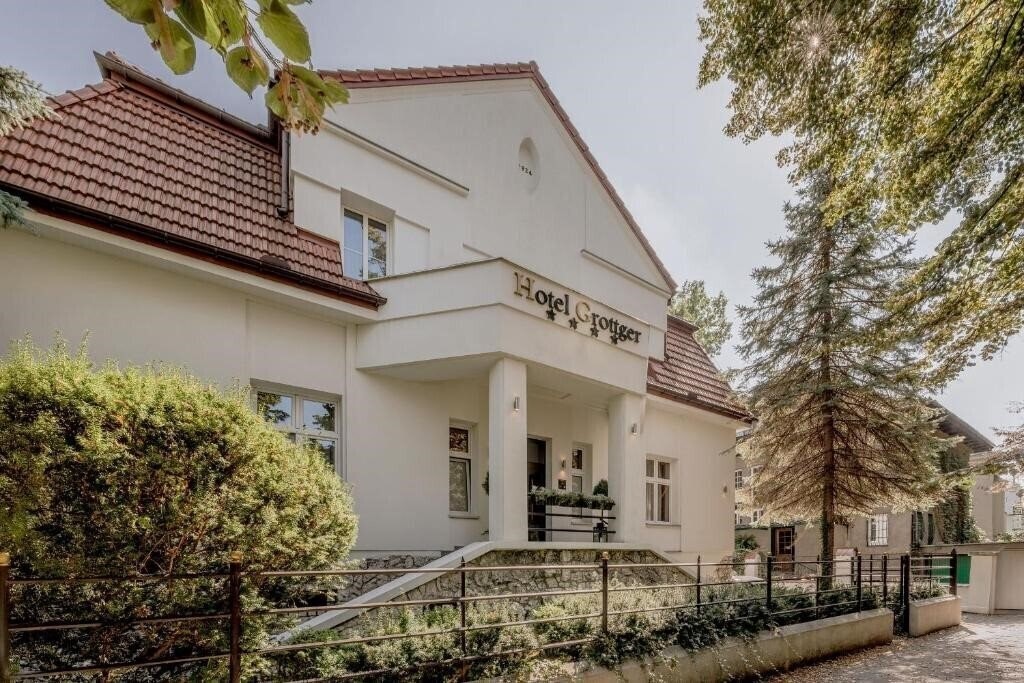 Отель Grottger Luxury Boutique Hotel 4*