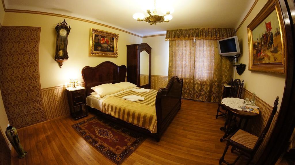 Готель Florian Hotel 3*