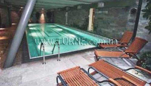 Готель Monopol 3*