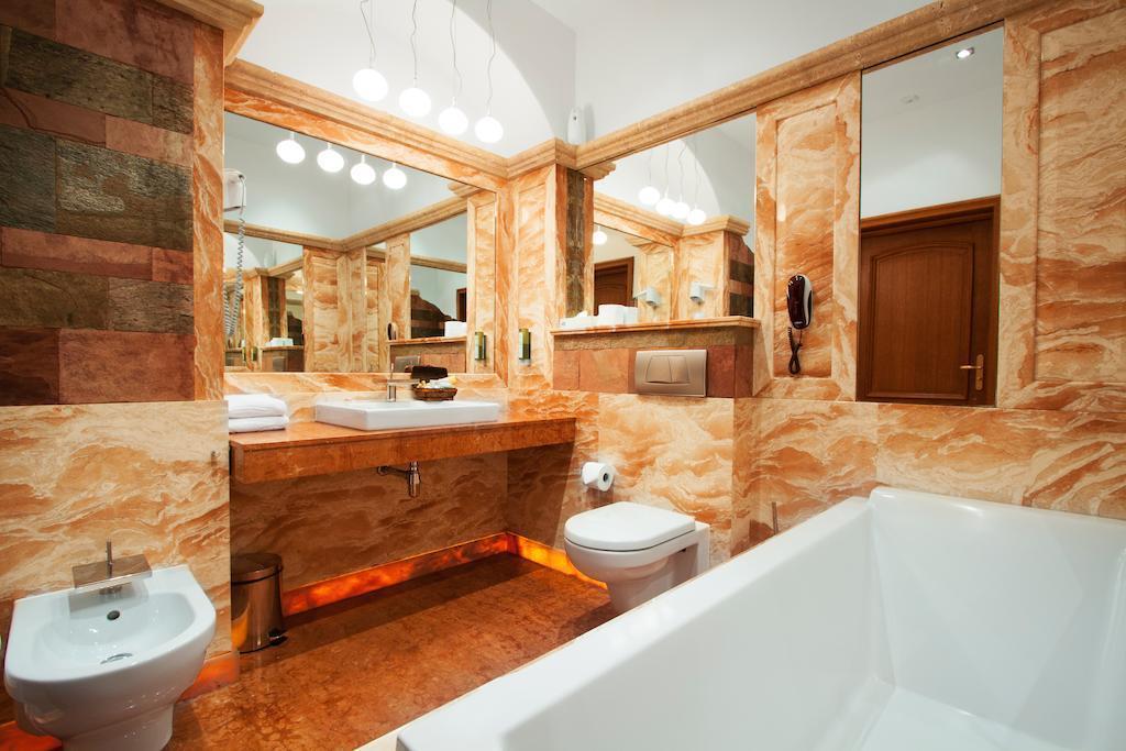 Отель Rubinstein 4*