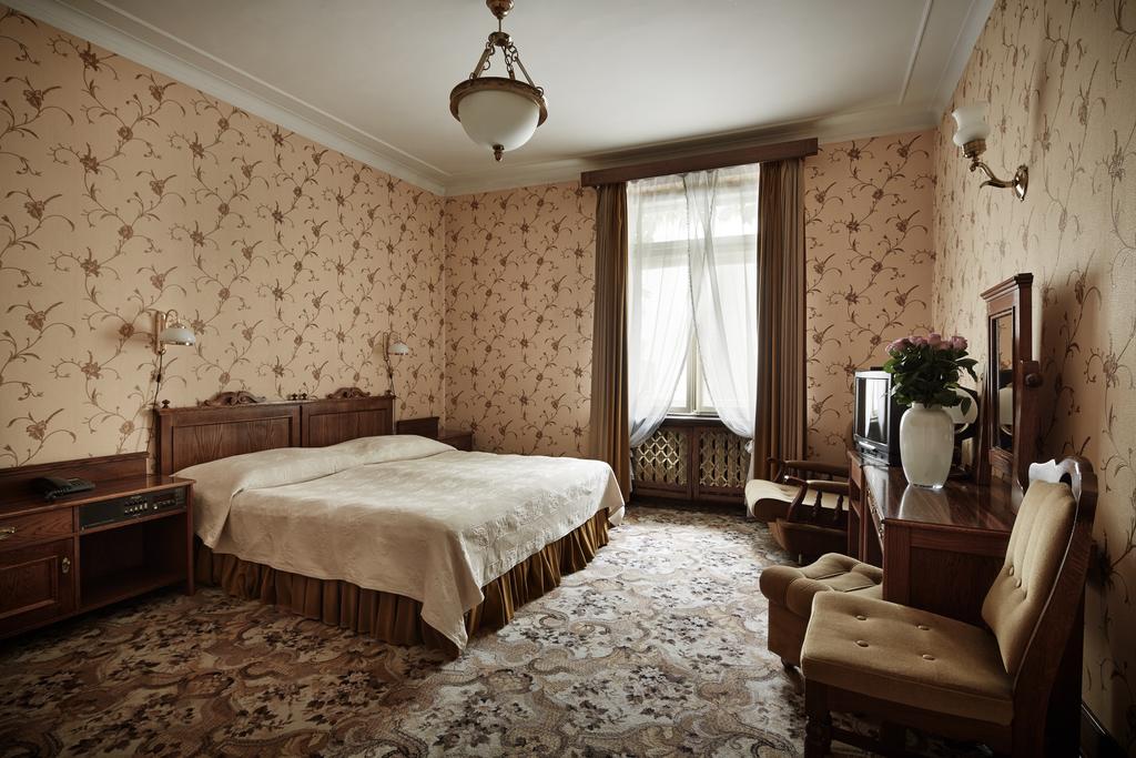 Отель Francuski Hotel 4*