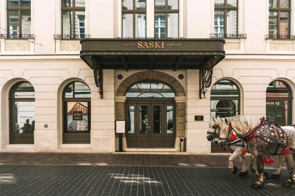 Готель Hotel Saski 5*