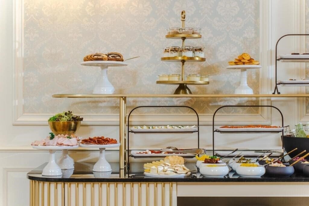 Картинка Hotel Unicus Palace Old Town 5*