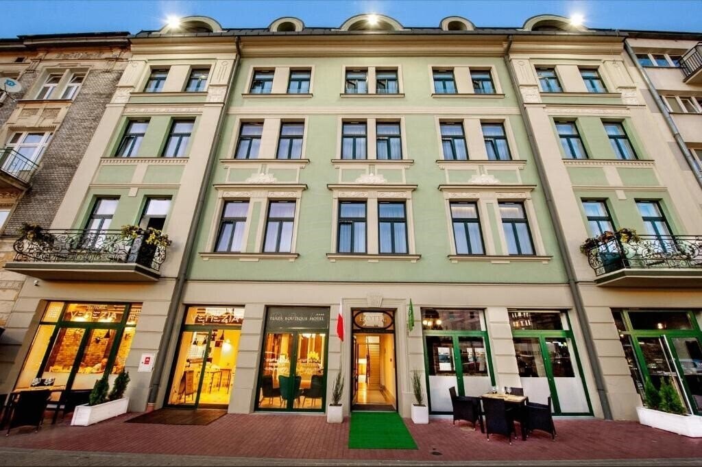 Фотография Plaza Residence Self Check-In 4*