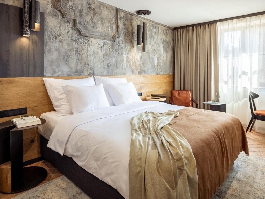Фотография Nomadic Suites 4*
