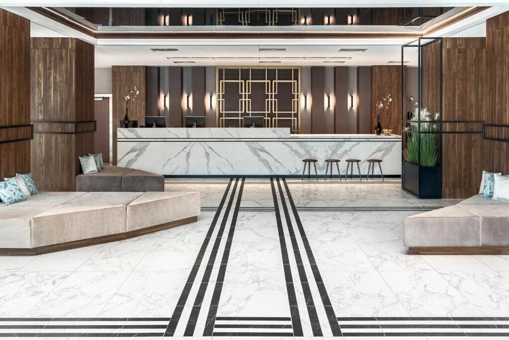 Готель Metropolo by Golden Tulip Krakow 4*