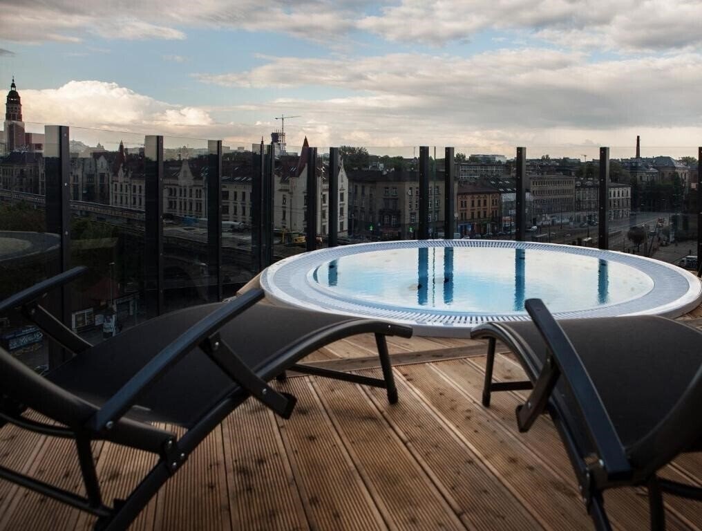 Отель The Loft Hotel Adults Only 4*