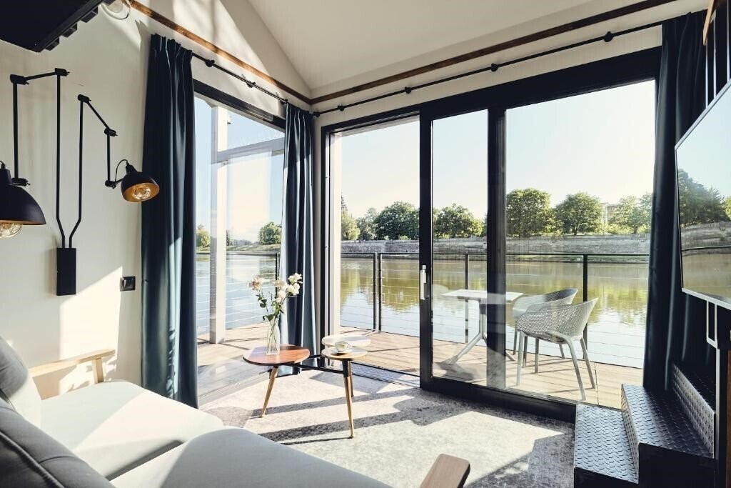 Изображение New Port Aparthotel 4*