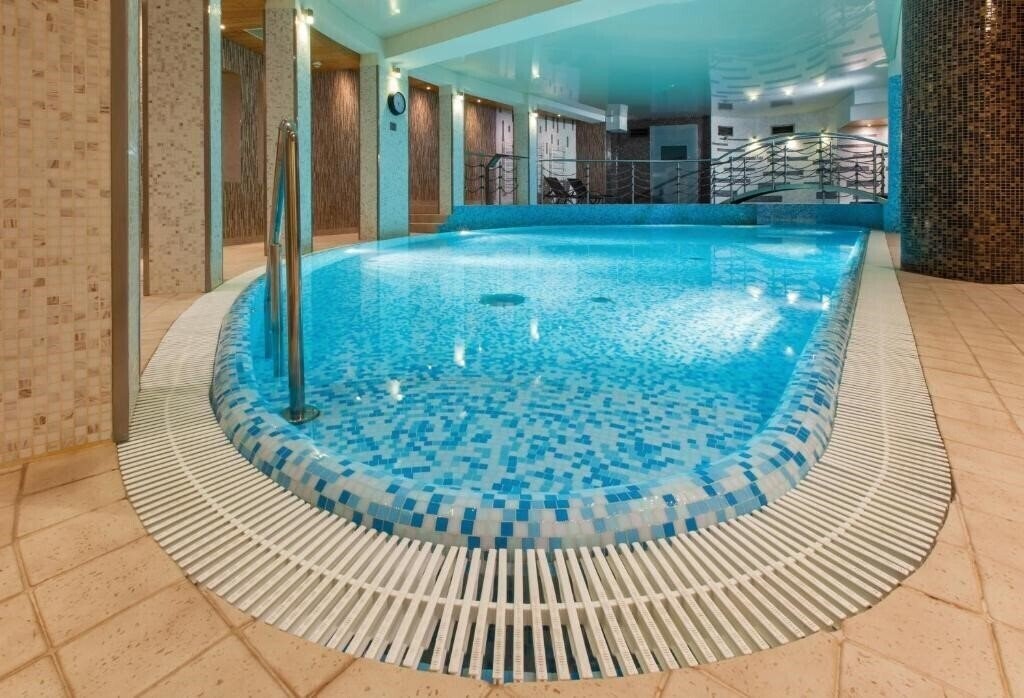 Готель Hotel Galaxy Krakow 4*