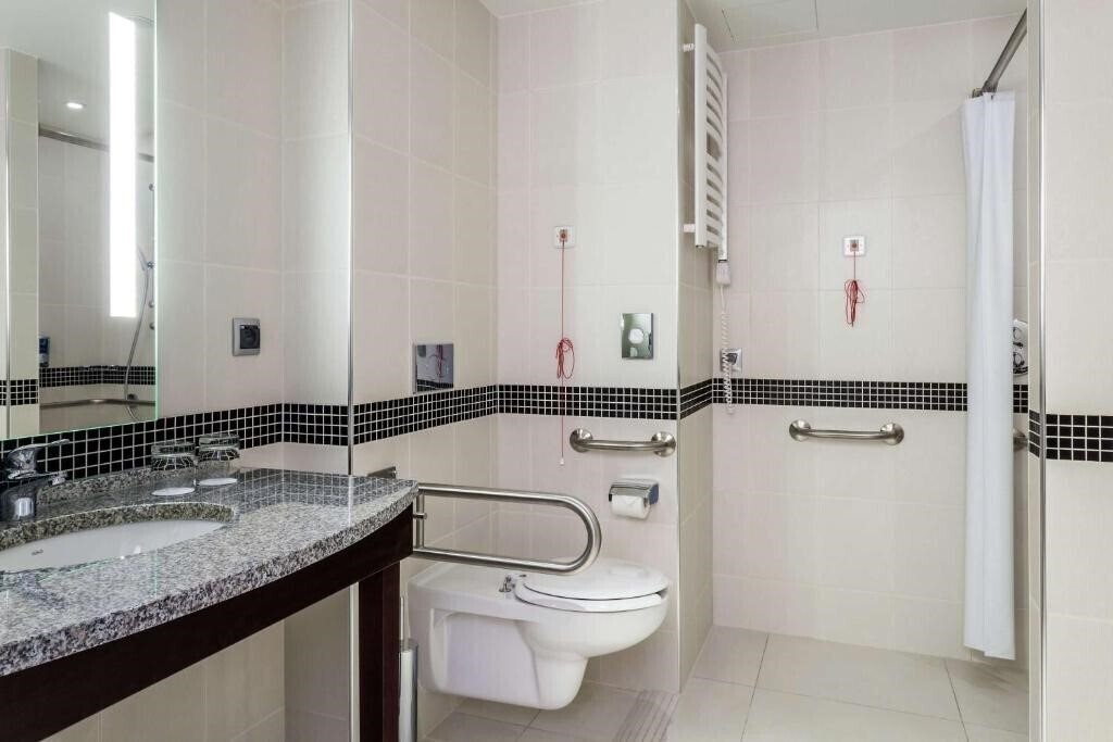 Фотография Hampton By Hilton Warsaw Airport 3*