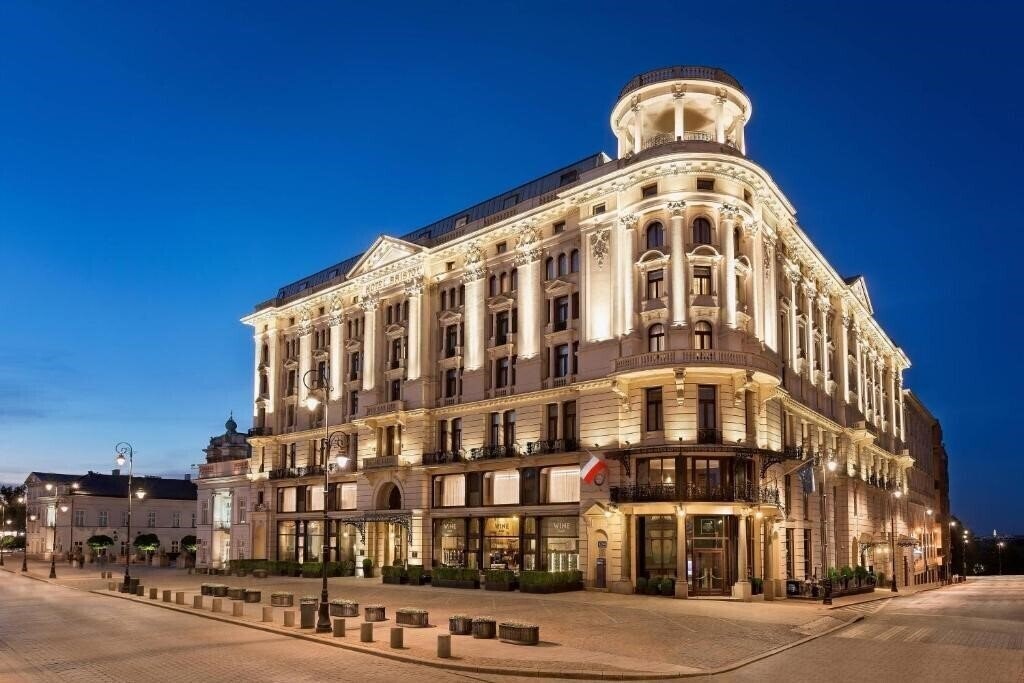 Отель Bristol 5*