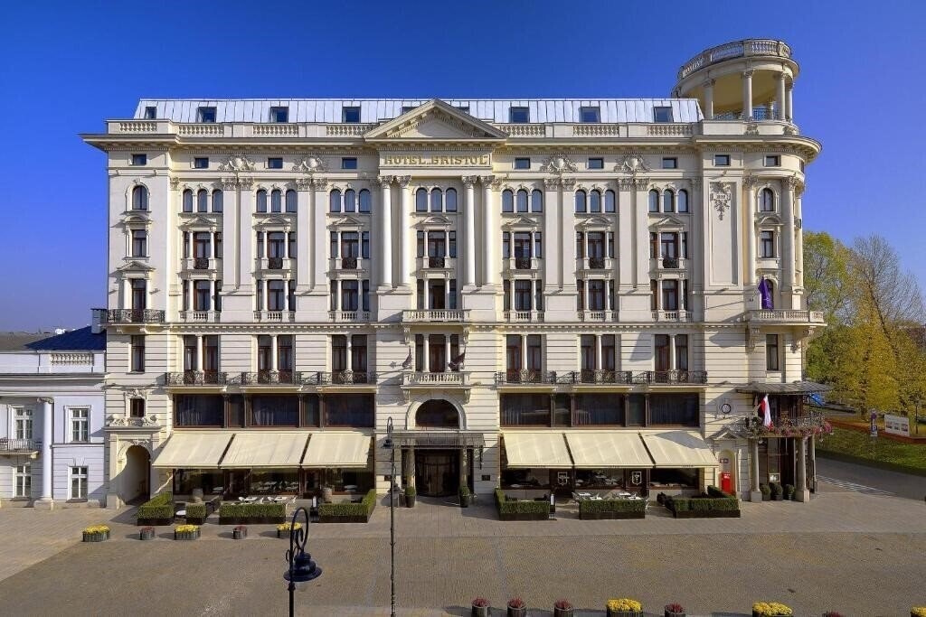 Изображение Bristol 5*