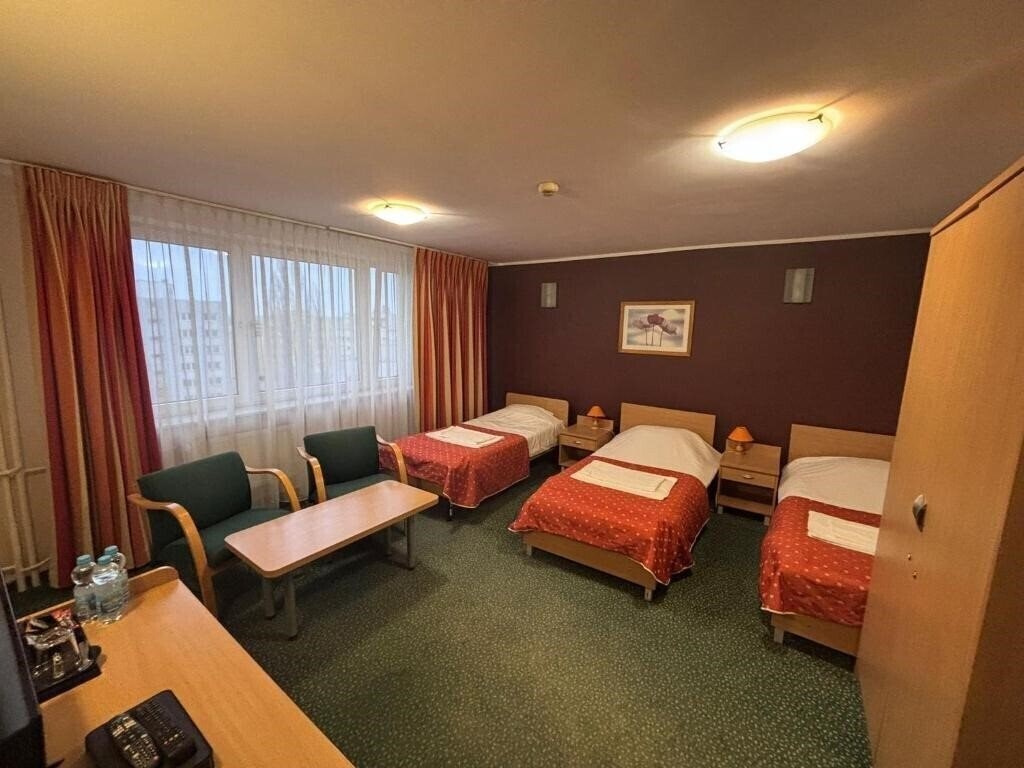 Картинка Wilanow Warszawa By Desilva 3*