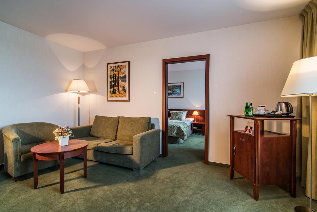 Фотография Airport Hotel Okecie 4*