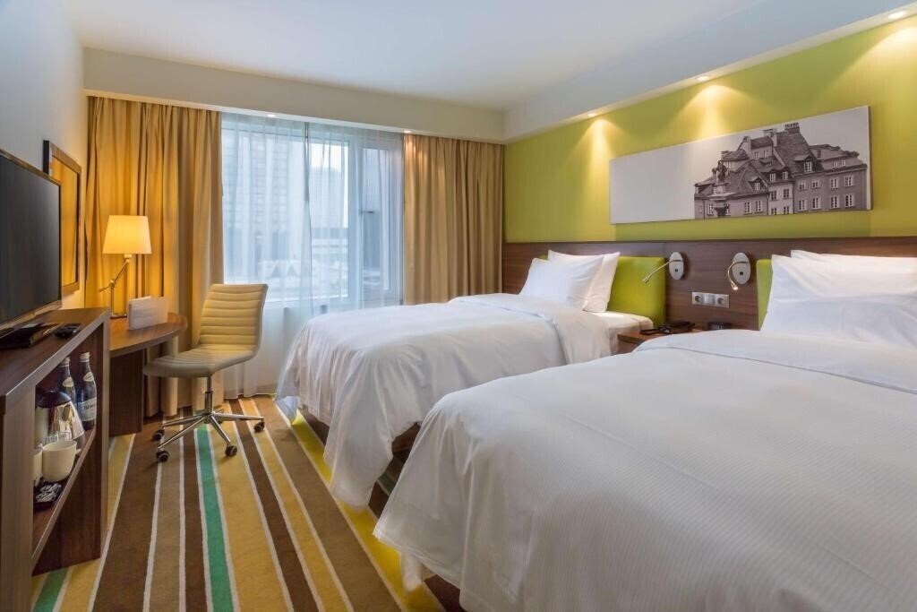 Фото Hampton By Hilton Warsaw City Centre 5*