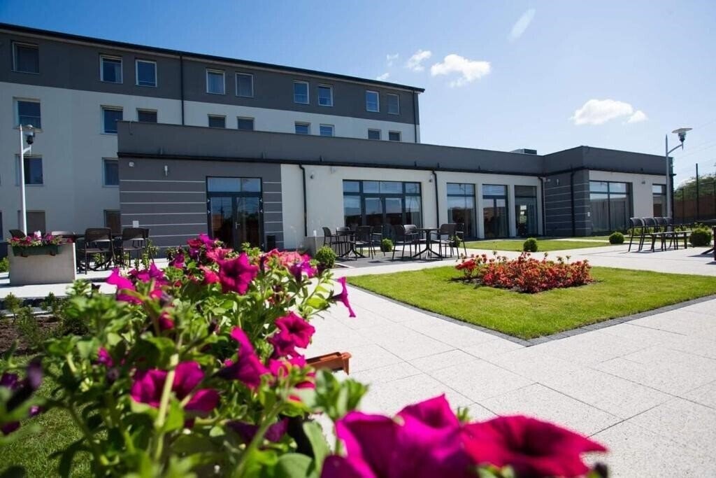 Готель Hotel Mazovia Airport Modlin (ex. Best Western Airport Modlin) 3*